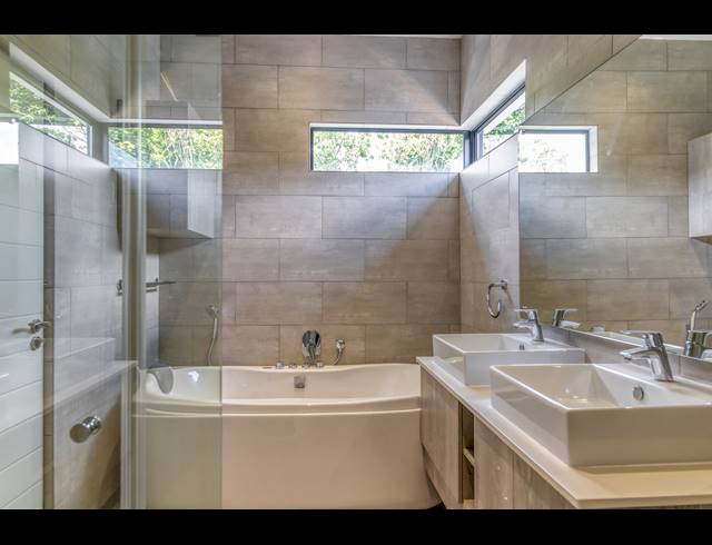 4 BEDROOM CLUSTER TO LET IN MORNINGSIDE